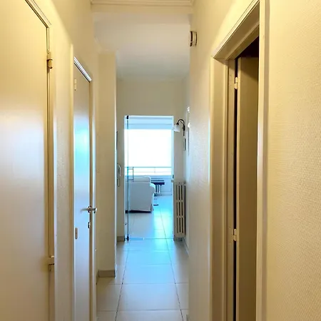 Attic Near Beach, Cleaning Included Дом отдыха *
